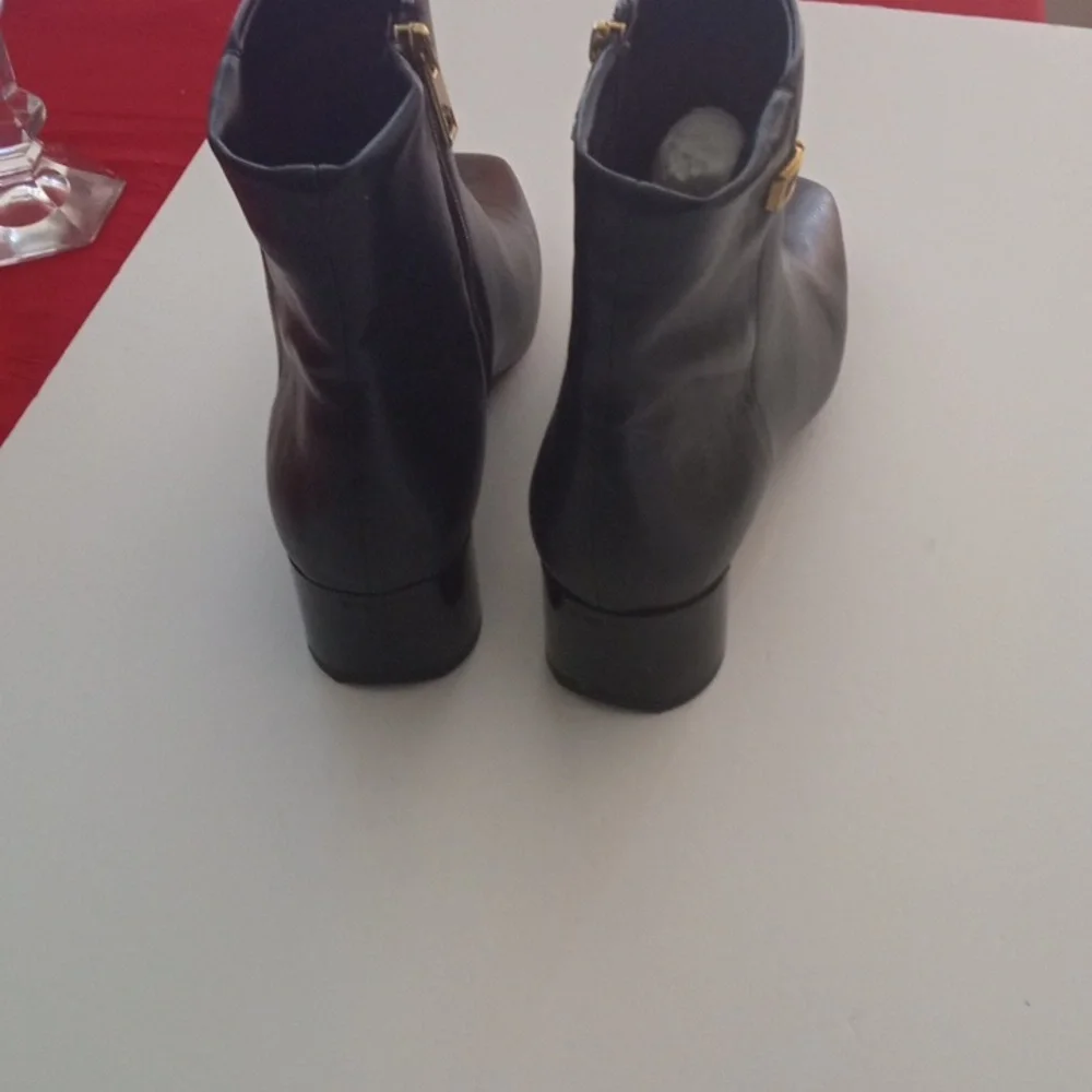 Women's Franco Sarto Black Ankle Boots - Picture 7 of 8